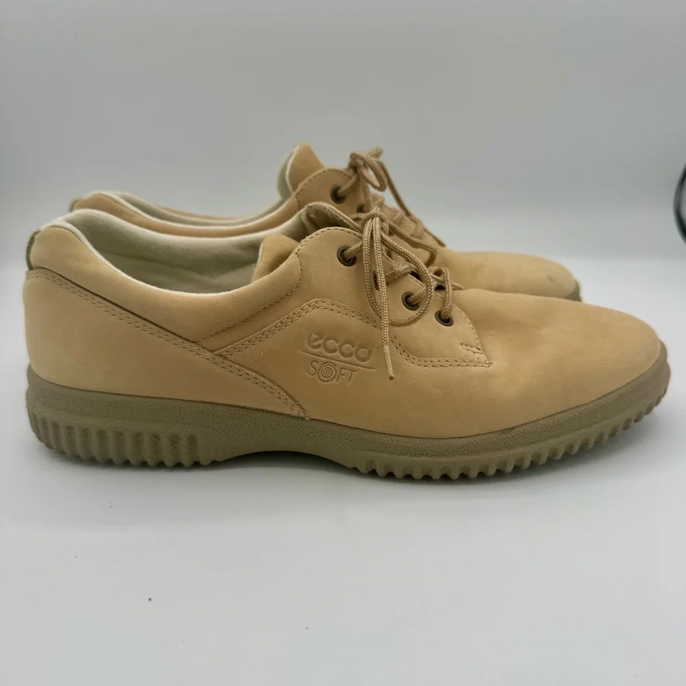 Ecco‎ Soft Beige Nubuck Leather Oxford Shoes Women’s 8-8.5 (EU 39) GUC